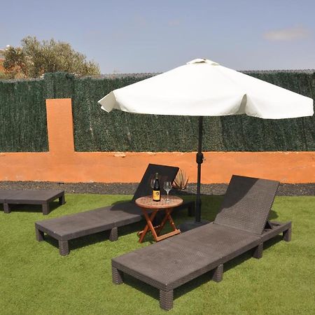 Eco Villa White Suite With Climatized Pool Caleta De Fuste Exterior photo