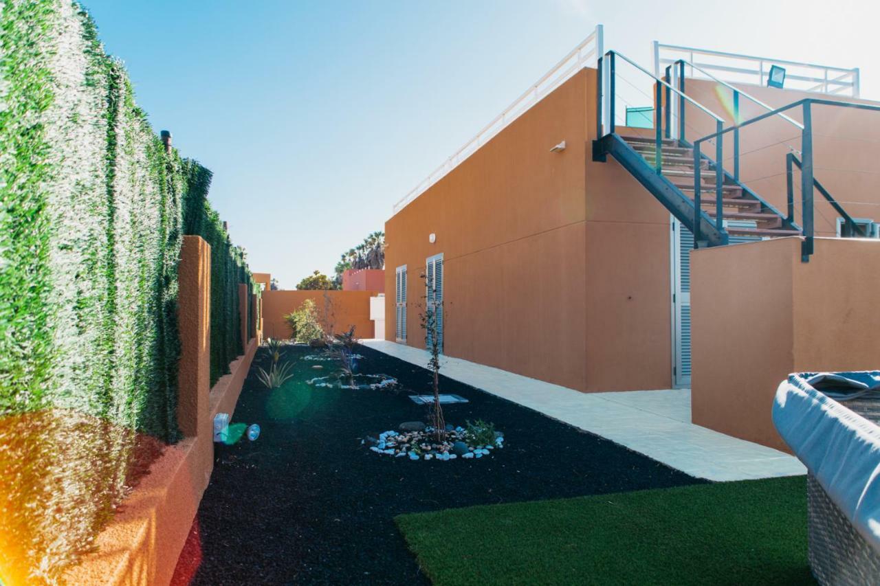 Eco Villa White Suite With Climatized Pool Caleta De Fuste Exterior photo